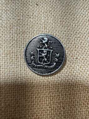 Vintage Lion Shield Military Uniform 1" Button Spectemur Agendo Coat of Arms